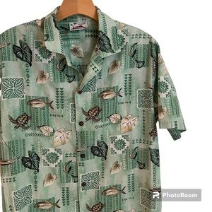 VTG Hawaiian Shirt - CT Hawaii Fashions - Made In Hawaii - Fish Turtles - Size M
